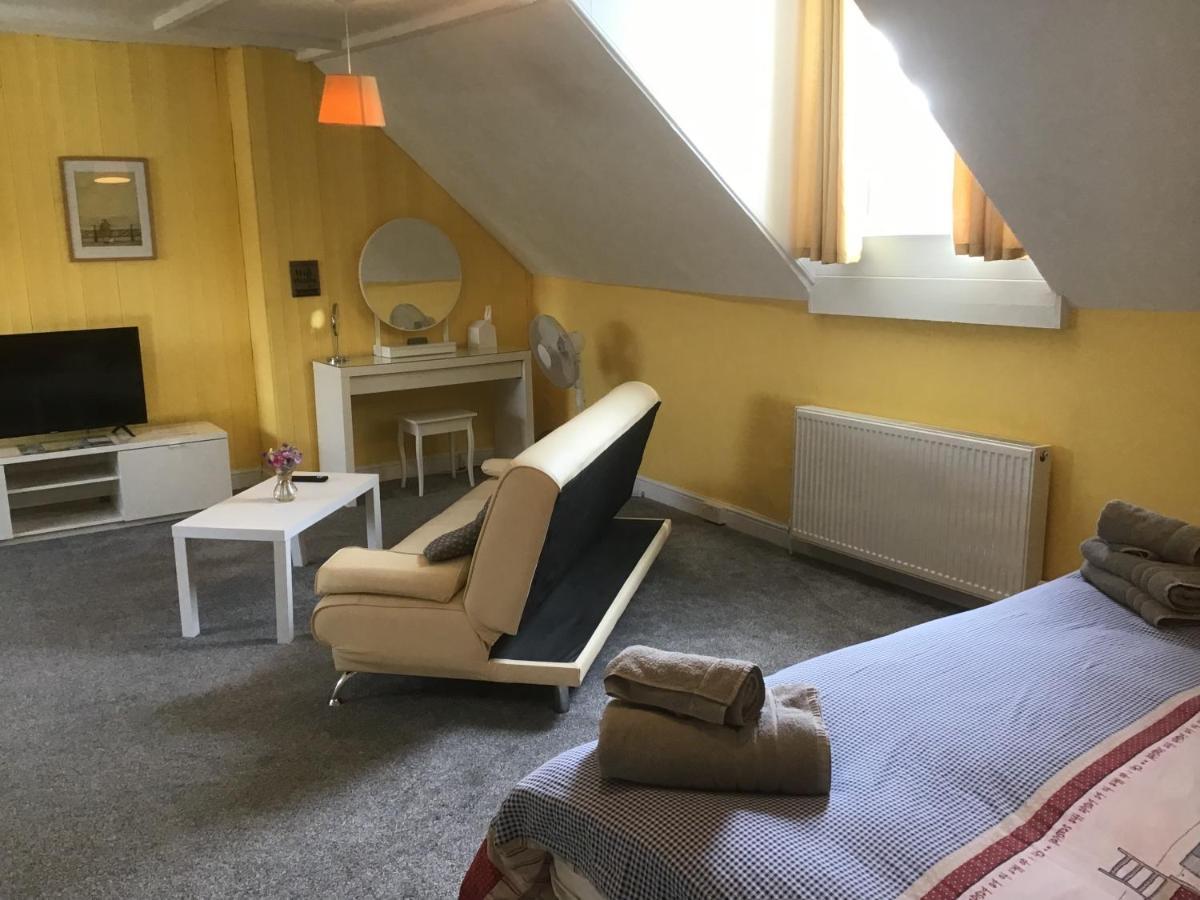 Torwood House Bed & Breakfast Hikkaduwa Dış mekan fotoğraf